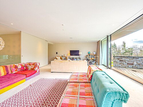 indoor_outdoor pools  - Filming Locations Locations Direct -29