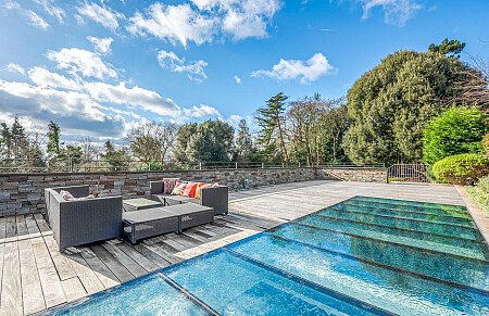 indoor_outdoor pools  - Filming Locations Locations Direct -30