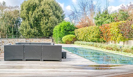 indoor_outdoor pools  - Filming Locations Locations Direct -32