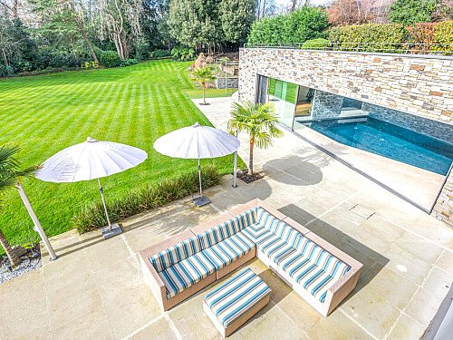 indoor_outdoor pools  - Filming Locations Locations Direct -33