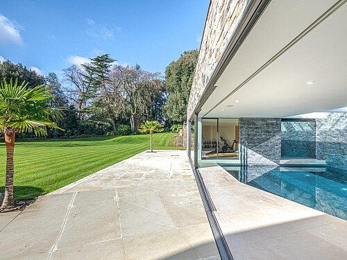 indoor_outdoor pools  - Filming Locations Locations Direct -36