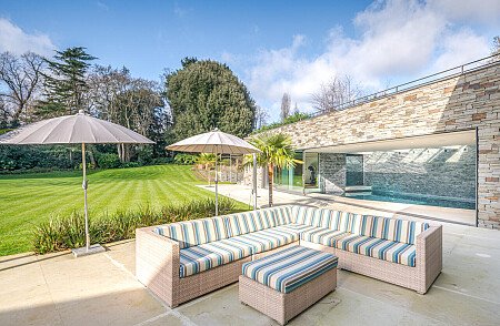 indoor_outdoor pools  - Filming Locations Locations Direct -35