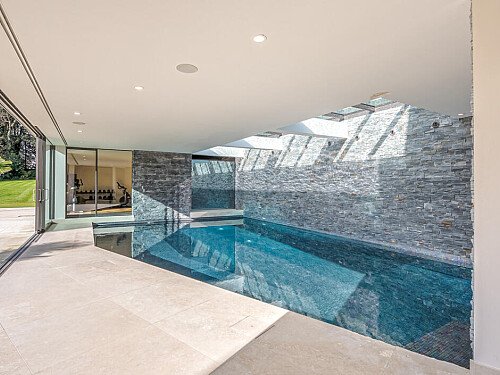 indoor_outdoor pools  - Filming Locations Locations Direct -37