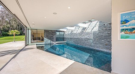 indoor_outdoor pools  - Filming Locations Locations Direct -37