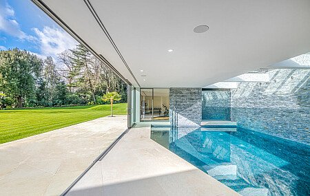 indoor_outdoor pools  - Filming Locations Locations Direct -38