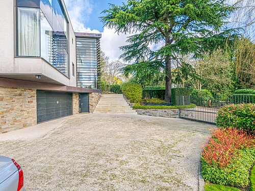 indoor_outdoor pools  - Filming Locations Locations Direct -52