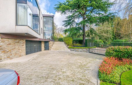 indoor_outdoor pools  - Filming Locations Locations Direct -52