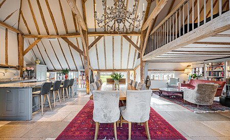 BM House - Filming Locations Locations Direct -01