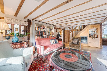 BM House - Filming Locations Locations Direct -10