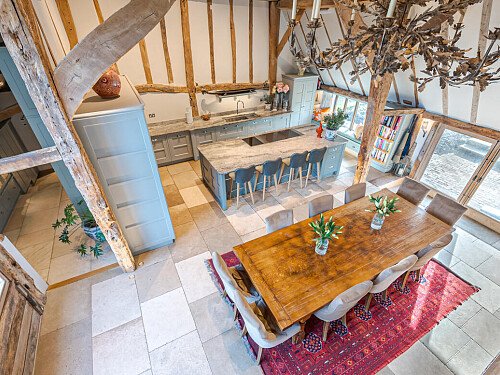 BM House - Filming Locations Locations Direct -12