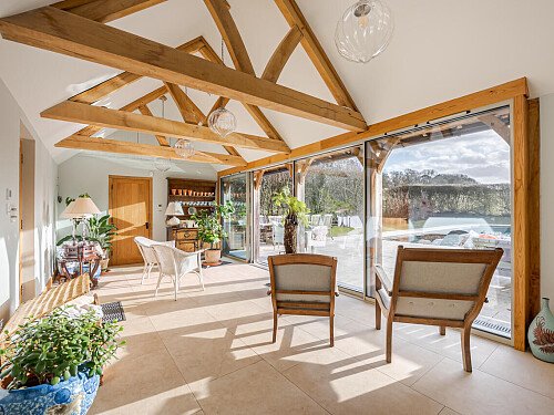 BM House - Filming Locations Locations Direct -19