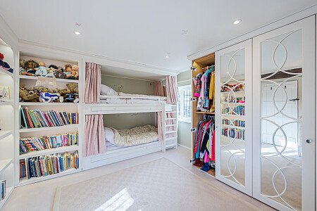 BM House - Filming Locations Locations Direct -31