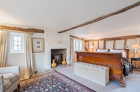 BM House - Filming Locations Locations Direct -36