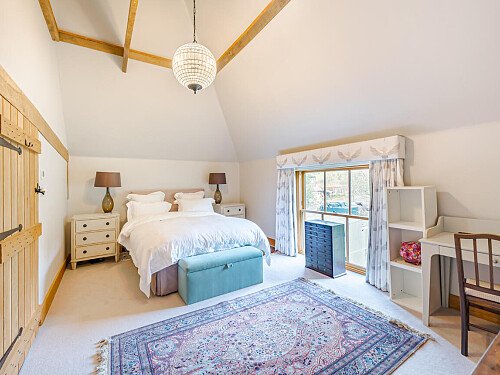 BM House - Filming Locations Locations Direct -42