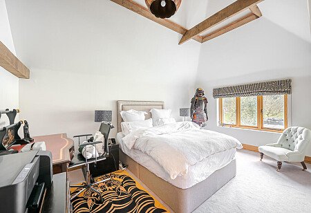 BM House - Filming Locations Locations Direct -46