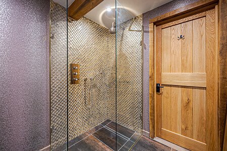 BM House - Filming Locations Locations Direct -47