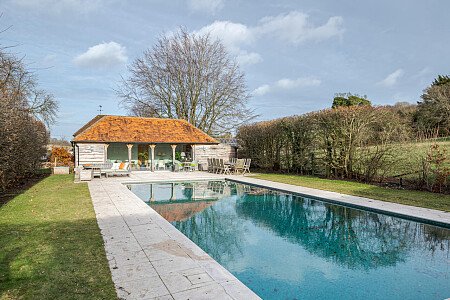 BM House - Filming Locations Locations Direct -49