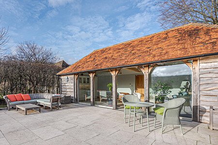 BM House - Filming Locations Locations Direct -52