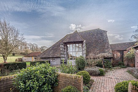 BM House - Filming Locations Locations Direct -60