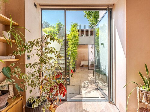 Hackney House - Filming Locations Locations Direct -18