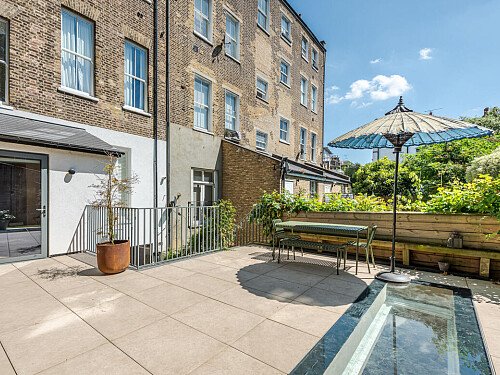 Hackney House - Filming Locations Locations Direct -30