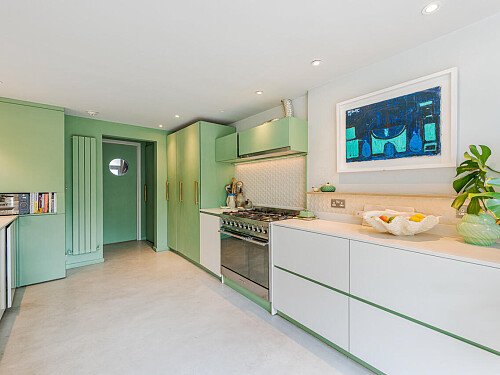 L Grove House - Filming Locations Locations Direct -13