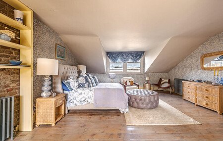 L Grove House - Filming Locations Locations Direct -17