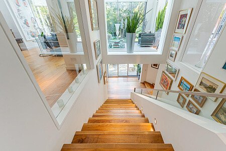 Modern Colourful - Filming Locations Locations Direct -01