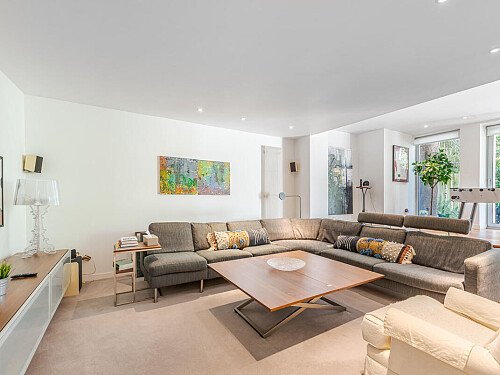 Image for Location 2100