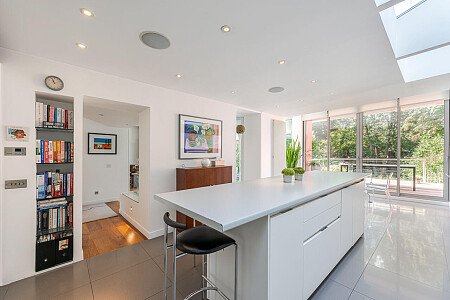 Modern Colourful - Filming Locations Locations Direct -06