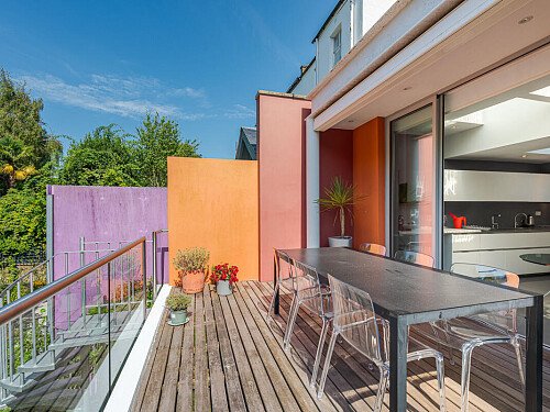 Image for Location 2100