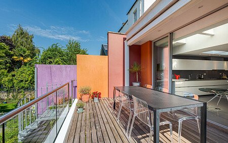 Modern Colourful - Filming Locations Locations Direct -10