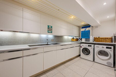 Modern Colourful - Filming Locations Locations Direct -22