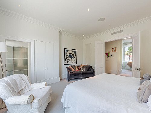 Modern Colourful - Filming Locations Locations Direct -23