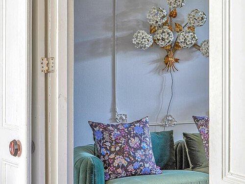 Extravagant furniture rustic house - Filming Photoshoot Locations-41