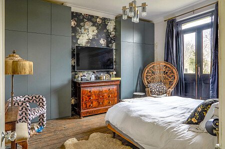 Extravagant furniture rustic house - Filming Photoshoot Locations-53