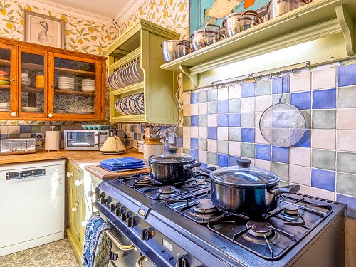 Cottage quirky wallpaper  - Filming Photoshoot Locations-06