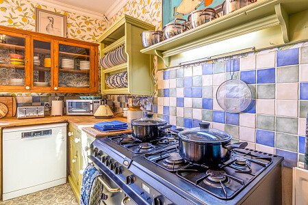 Cottage quirky wallpaper  - Filming Photoshoot Locations-06