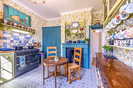 Cottage quirky wallpaper  - Filming Photoshoot Locations-05