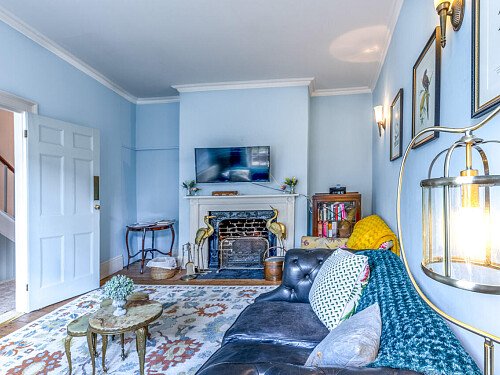 Cottage quirky wallpaper  - Filming Photoshoot Locations-11