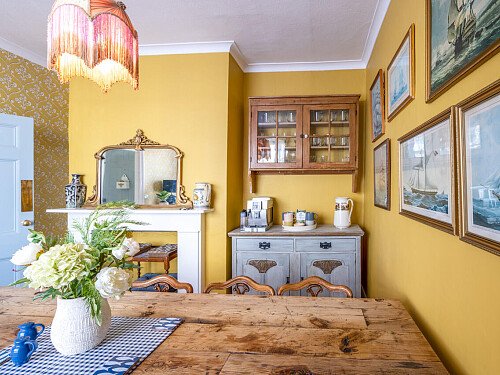 Cottage quirky wallpaper  - Filming Photoshoot Locations-19