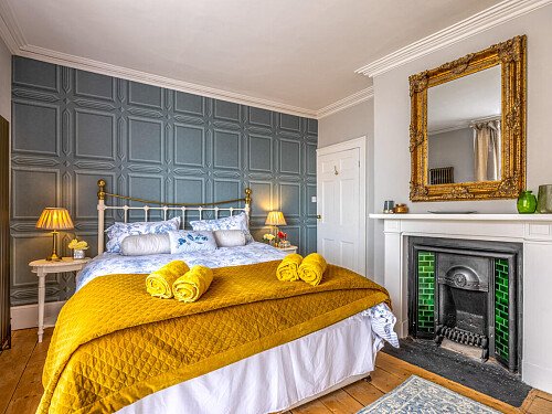 Cottage quirky wallpaper  - Filming Photoshoot Locations-22