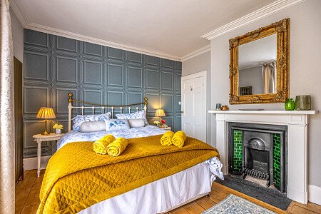 Cottage quirky wallpaper  - Filming Photoshoot Locations-22