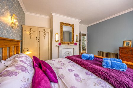 Cottage quirky wallpaper  - Filming Photoshoot Locations-31