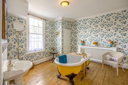 Cottage quirky wallpaper  - Filming Photoshoot Locations-33