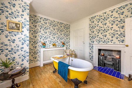 Cottage quirky wallpaper  - Filming Photoshoot Locations-34