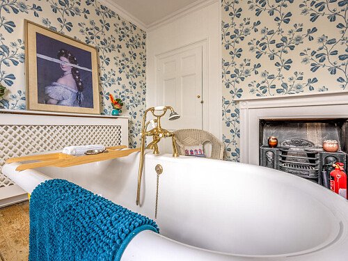 Cottage quirky wallpaper  - Filming Photoshoot Locations-37