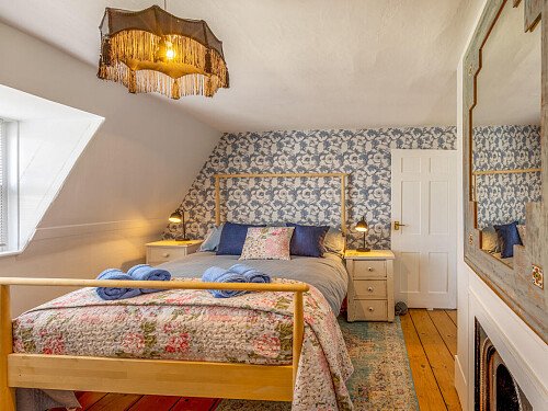 Cottage quirky wallpaper  - Filming Photoshoot Locations-46