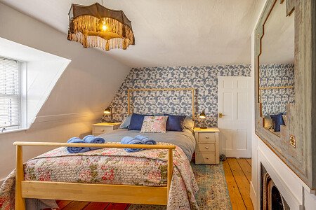 Cottage quirky wallpaper  - Filming Photoshoot Locations-46