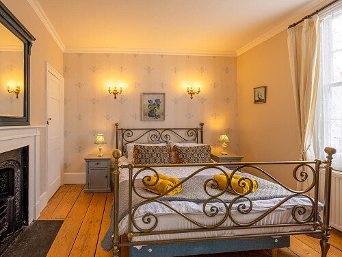 Cottage quirky wallpaper  - Filming Photoshoot Locations-48